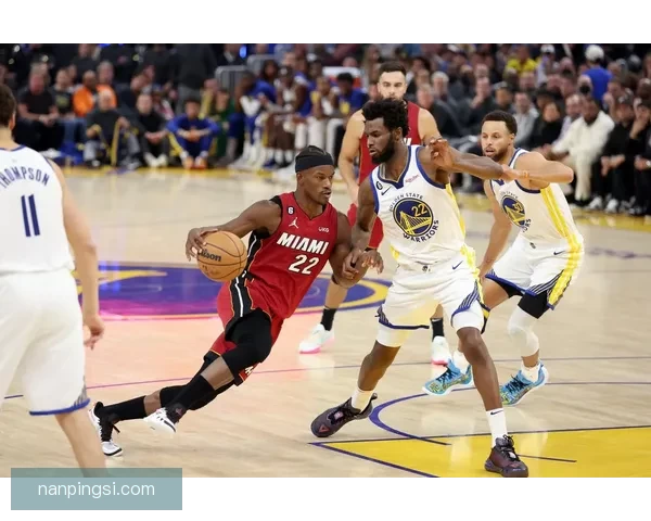 NBA篮球比分直播吧，实时战况全知晓，精彩时刻不错过！ 